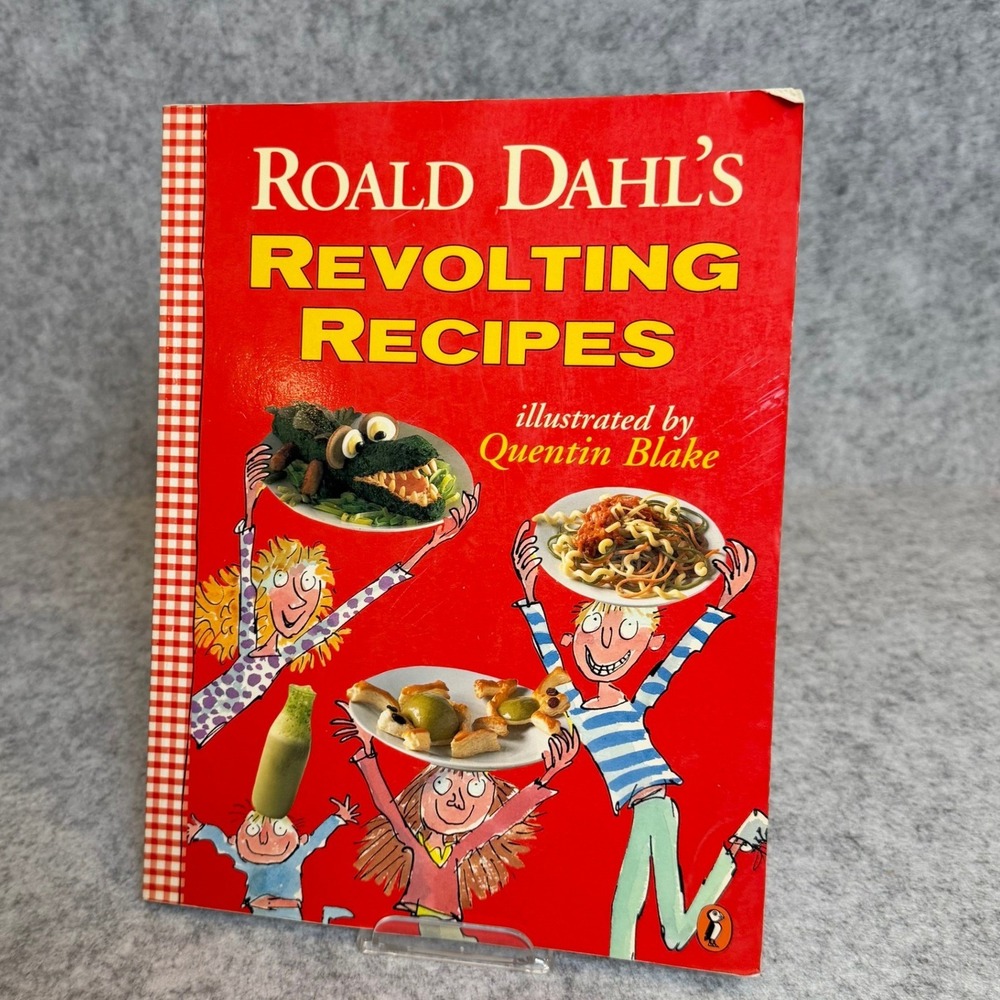 Roald‎ Dahl's Revolting Recipes cookbook - Paperback